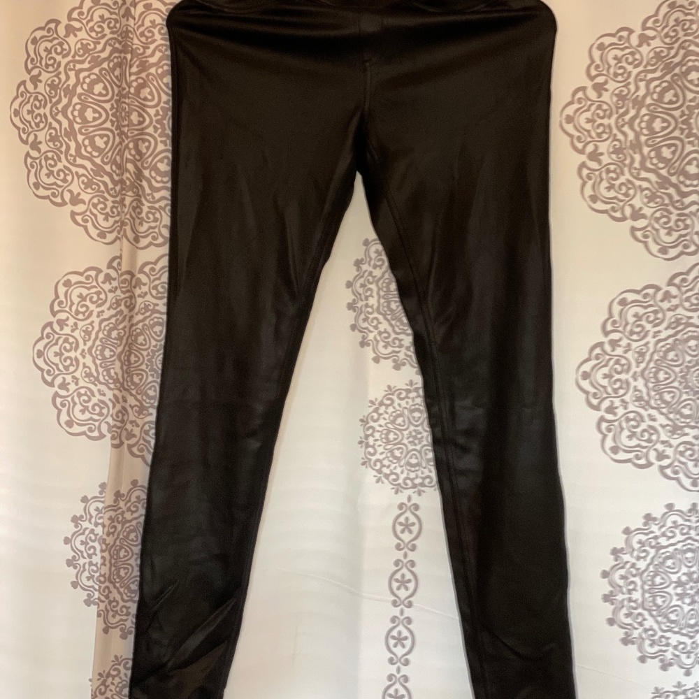 Black leggings, like new